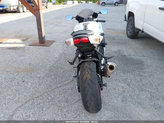 2024 SUZUKI GSX-R600 JS1GN7FA2R7101175 Photo 5