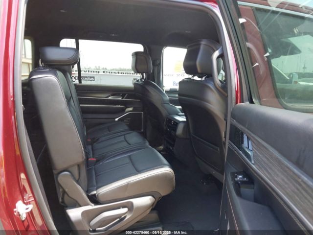 1C4SJSBP5PS541037 Jeep Wagoneer L Series Ii 4x4