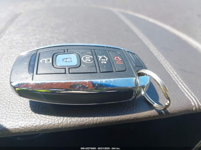 2LMPJ8LR5JBL38708 Lincoln Mkx Reserve