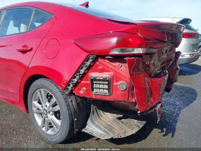 KMHD84LFXHU189449 Hyundai ELANTRA SE