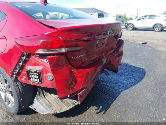 KMHD84LFXHU189449 Hyundai ELANTRA SE