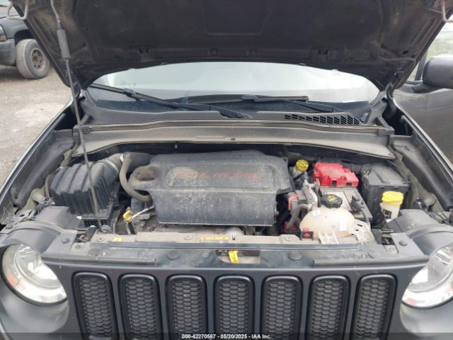 2018 JEEP RENEGADE ZACCJBBB1JPJ52673 Photo 9