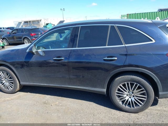 W1NKM4HB7RF224248 Mercedes-Benz m254