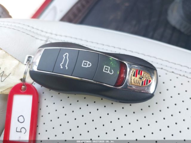 2018 PORSCHE MACAN WP1AG2A58JLB63712 Photo 10