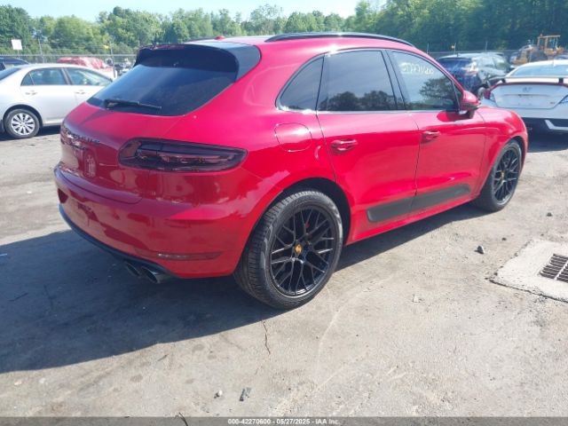 2018 PORSCHE MACAN WP1AG2A58JLB63712 Photo 3