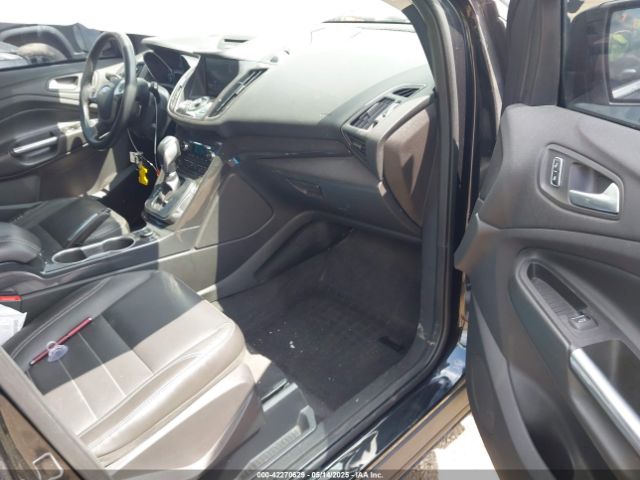 1FMCU0JX3EUC99606 Ford Escape Titanium