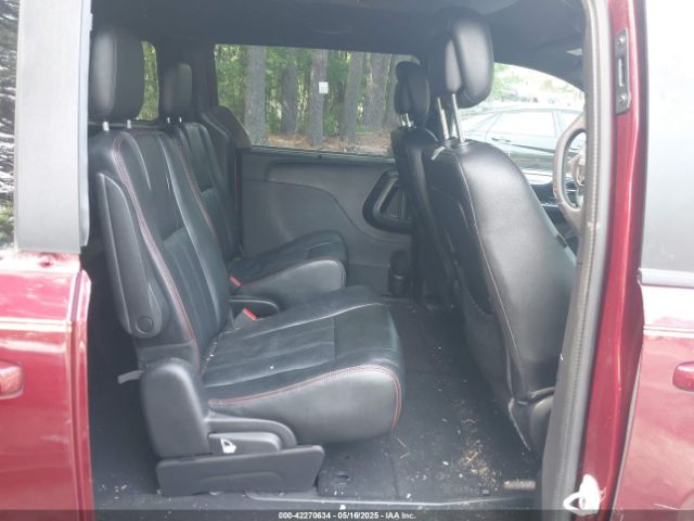 2C4RDGEG8KR743010 Dodge Grand Caravan Gt