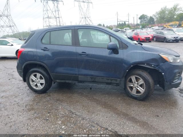 3GNCJNSBXJL378926 Chevrolet TRAX LS