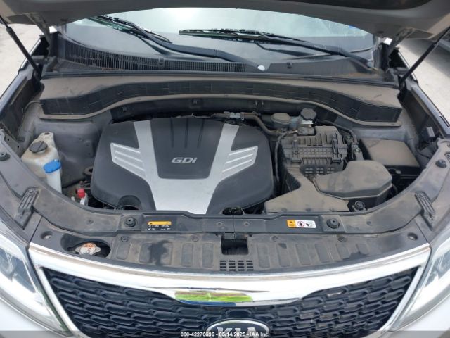 5XYKT4A7XEG460996 KIA Sorento Lx V6