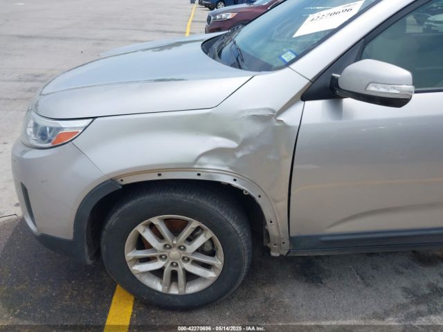 5XYKT4A7XEG460996 KIA Sorento Lx V6