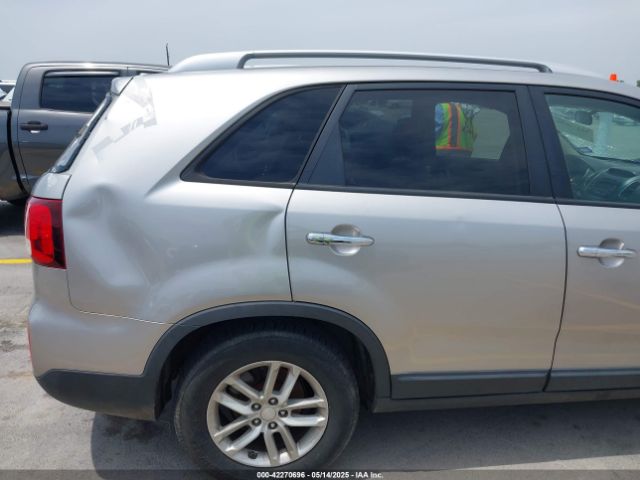 5XYKT4A7XEG460996 KIA Sorento Lx V6