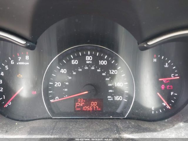 5XYKT4A7XEG460996 KIA Sorento Lx V6