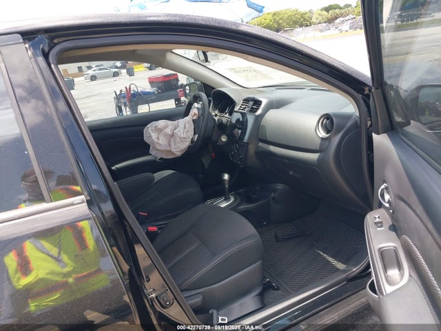 3N1CN7AP9HL827371 Nissan Versa 1.6 Sv