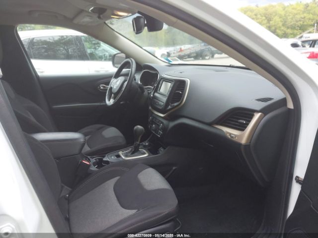 1C4PJMCS6EW169329 Jeep Cherokee Latitude