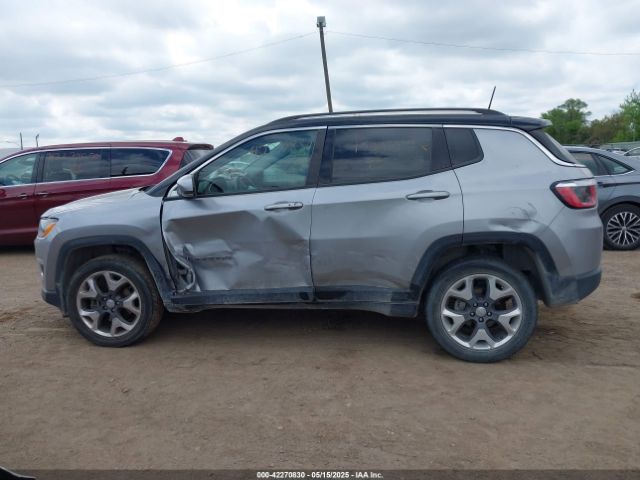 3C4NJDCB9JT267021 Jeep Compass Limited 4x4