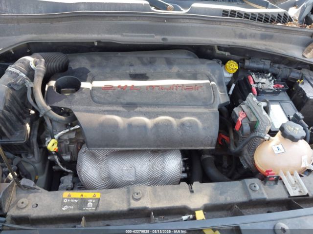 ZACCJABT0GPD99830 Jeep Renegade Latitude