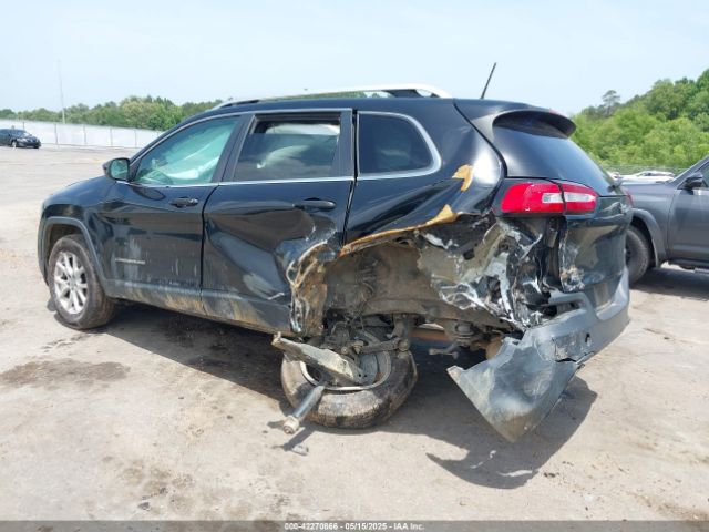 1C4PJLCB2HD222277 Jeep Cherokee Latitude Fwd