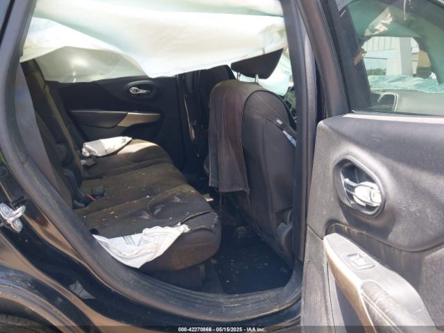 1C4PJLCB2HD222277 Jeep Cherokee Latitude Fwd