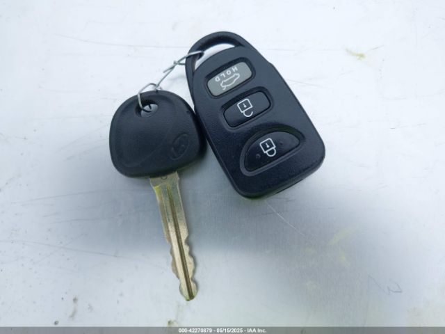5NPDH4AE0EH538817 Hyundai ELANTRA SE