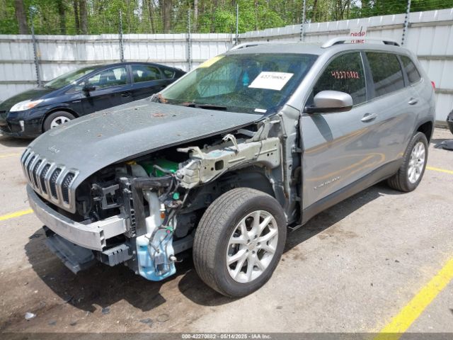 1C4PJMCS9GW213469 Jeep Cherokee Latitude