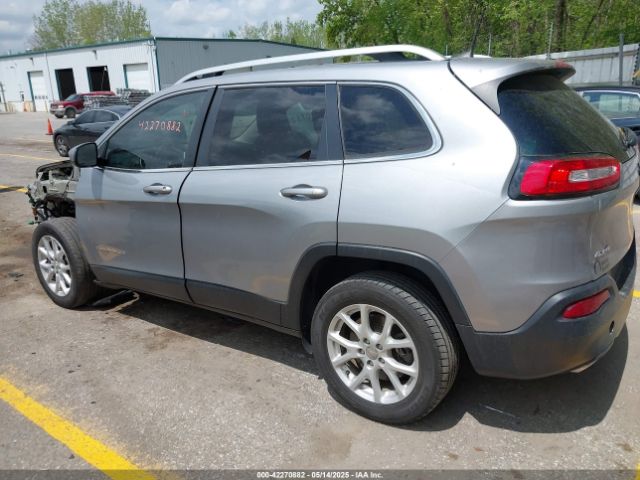 1C4PJMCS9GW213469 Jeep Cherokee Latitude