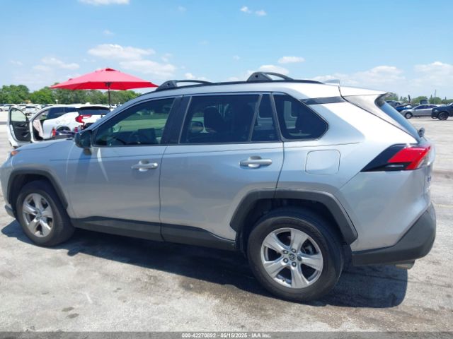 JTMW1RFV2KD024228 Toyota Rav4 Xle
