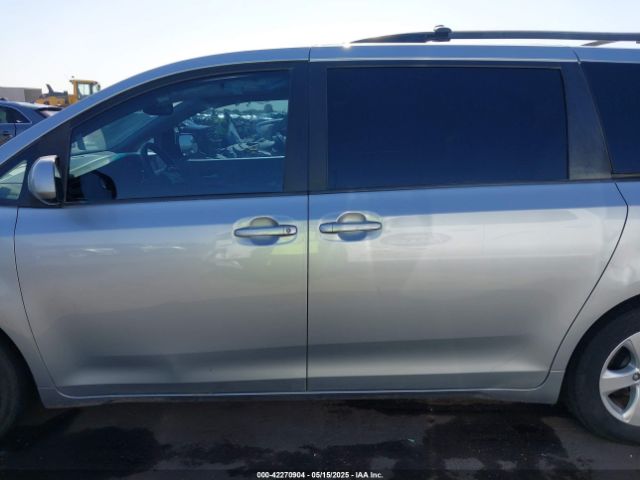 5TDKK3DC3GS697681 Toyota Sienna Le 8 Passenger