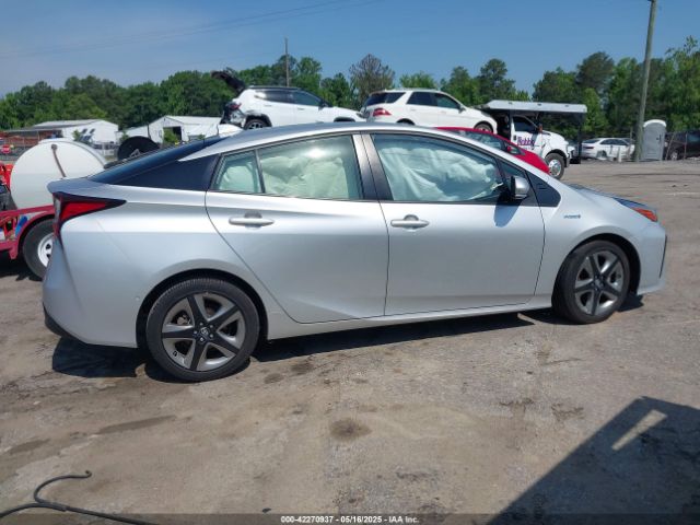 JTDKAMFU5M3137298 Toyota PRIUS XLE