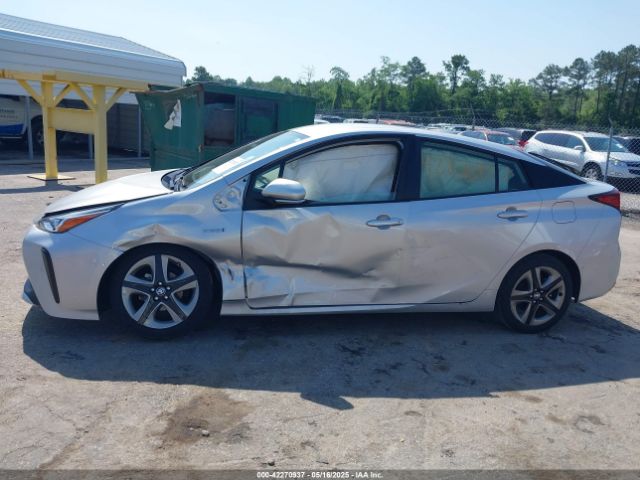 JTDKAMFU5M3137298 Toyota PRIUS XLE