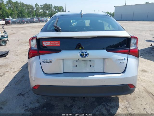 JTDKAMFU5M3137298 Toyota PRIUS XLE