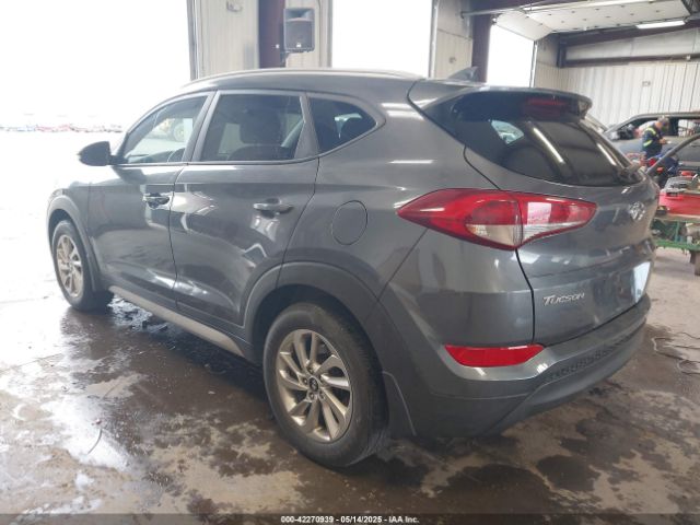 KM8J3CA49HU433024 Hyundai Tucson Se Plus