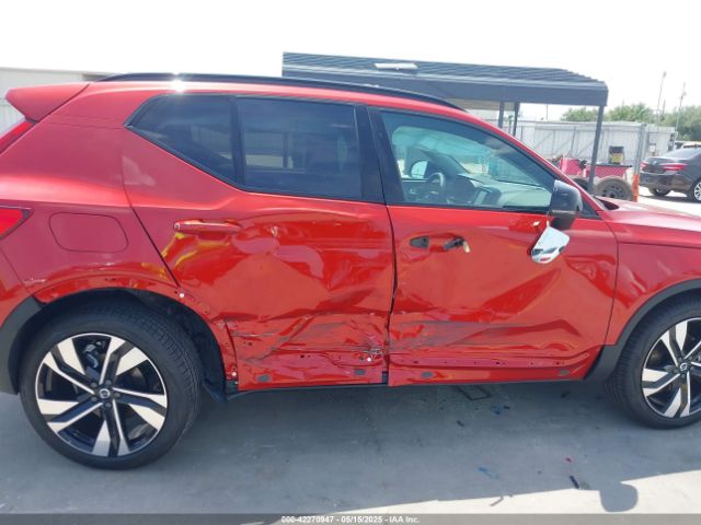 YV4L12UM3S2529546 Volvo Xc40 B5 Ultra Dark Theme