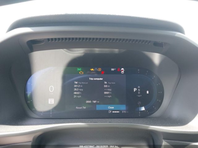 YV4L12UM3S2529546 Volvo Xc40 B5 Ultra Dark Theme