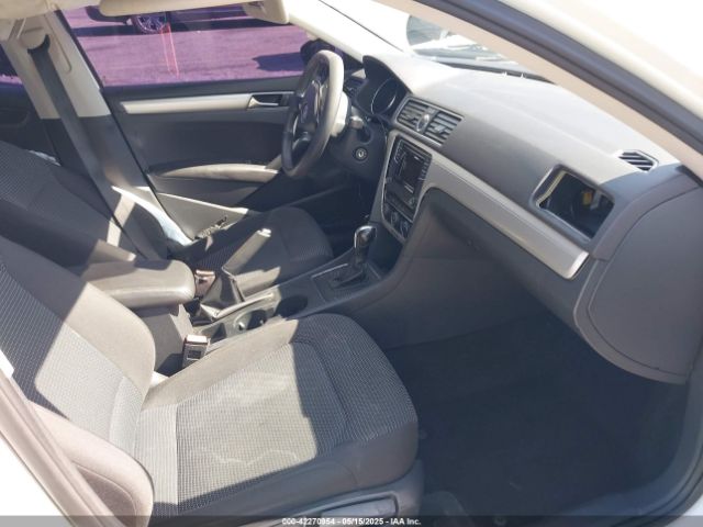 1VWAT7A30HC062762 Volkswagen 1.8 tsi