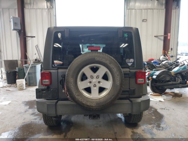 1C4BJWDG1HL622617 Jeep Wrangler Unlimited Sport 4x4