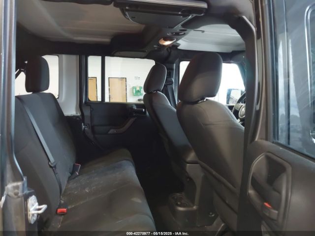 1C4BJWDG1HL622617 Jeep Wrangler Unlimited Sport 4x4