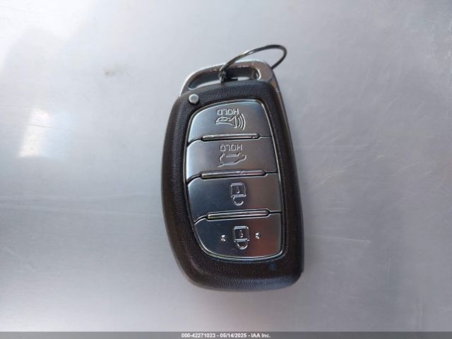 KM8J33A20JU799412 Hyundai Tucson Value