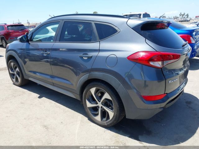 KM8J33A20JU799412 Hyundai Tucson Value