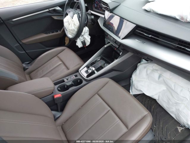 2024 AUDI A3 WAUGUDGY8RA053877 Photo 4