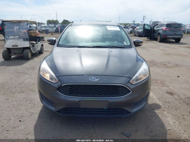 1FADP3F20JL327186 Ford FOCUS SE