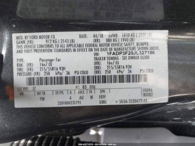 1FADP3F20JL327186 Ford FOCUS SE