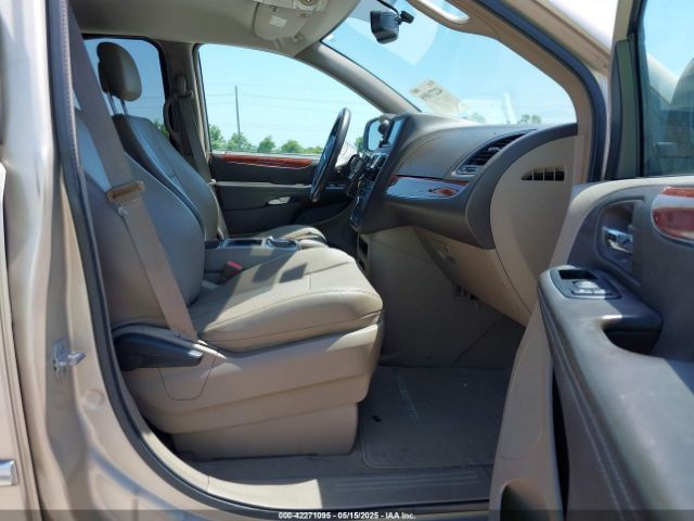 2C4RC1BG7ER157908 Chrysler Town & Country Touring