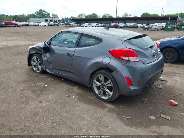 KMHTC6AD5GU302830 Hyundai Veloster