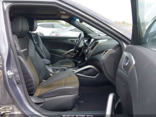 KMHTC6AD5GU302830 Hyundai Veloster