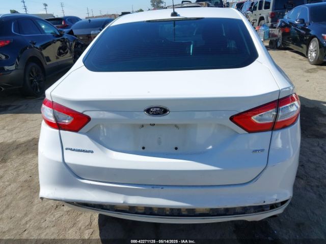 3FA6P0H74GR118284 Ford FUSION SE