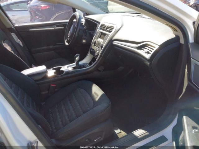 3FA6P0H74GR118284 Ford FUSION SE