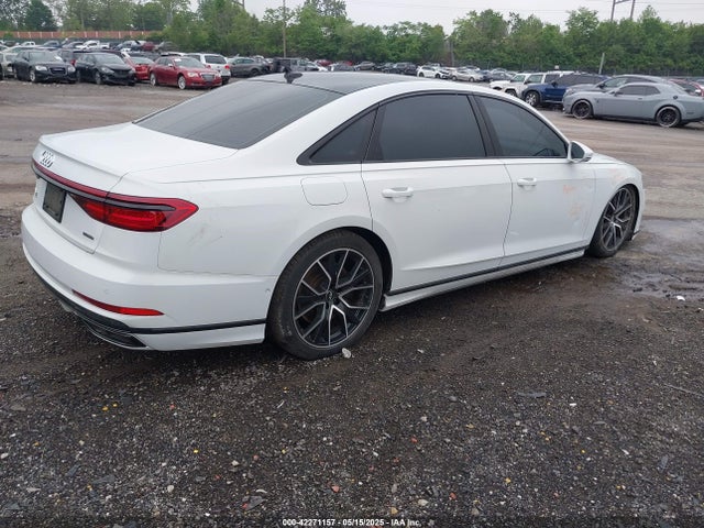 2020 AUDI A8 L WAU8EAF84LN004533 Photo 3