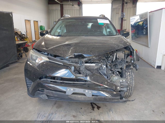 Toyota RAV4 LE 2017 2T3BFREV5HW635674 Image 12