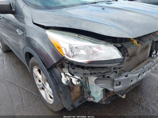 1FMCU9GX2FUC33710 Ford ESCAPE SE
