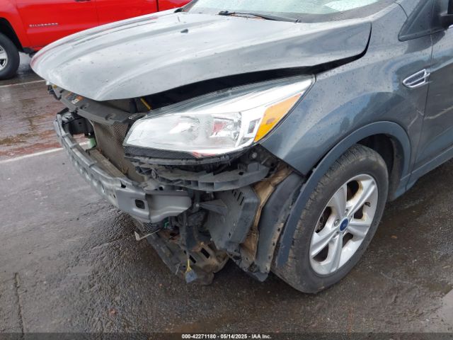 1FMCU9GX2FUC33710 Ford ESCAPE SE